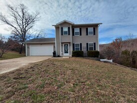 17140 Lensman Rd in St. Robert, MO - Building Photo