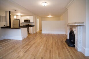 658 Massachusetts Ave in Boston, MA - Building Photo