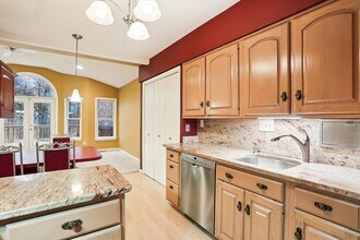 1001 Loxford Terrace in Silver Spring, MD - Building Photo - Building Photo