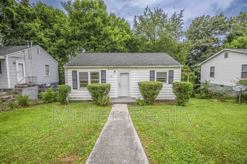 3821 Selma Ave in Knoxville, TN - Building Photo