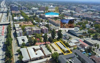 251 N Oakland Ave in Pasadena, CA - Building Photo - Building Photo