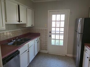 1035 Treadwell St in Memphis, TN - Building Photo - Building Photo