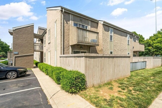 property at 910 Quay Ave