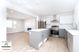 13412 82 St NW in Edmonton, AB - Building Photo