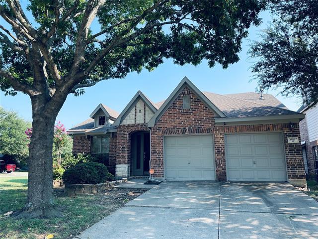 property at 3007 Pinecrest Dr