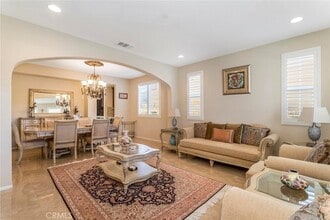 24824 Carbon Ln in Santa Clarita, CA - Foto de edificio - Building Photo