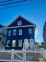 145 Lenox Ave in Bridgeport, CT - Building Photo