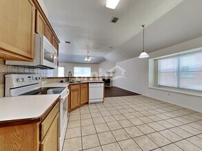 2923 Tanglebrook Dr in Grand Prairie, TX - Building Photo - Building Photo