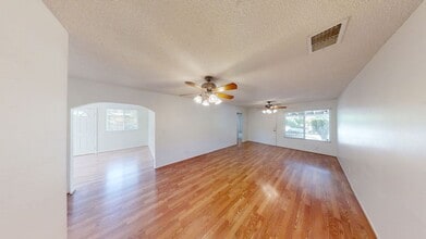 318 Marian Way in Banning, CA - Building Photo - Building Photo