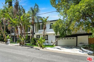 5128 Llano Dr in Los Angeles, CA - Building Photo