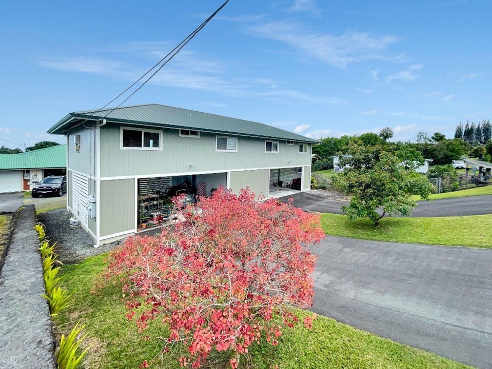 609 Iwalani St in Hilo, HI - Building Photo