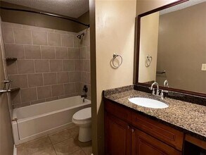 424 Granville Ct in Atlanta, GA - Building Photo - Building Photo