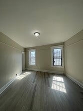 670 Grand St, Unit 2a in Jersey City, NJ - Building Photo - Building Photo