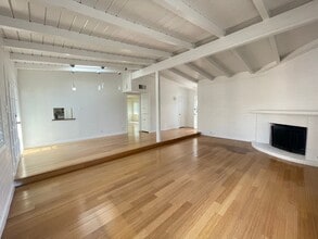 1520 Bryn Mawr Ave in Las Vegas, NV - Building Photo - Building Photo