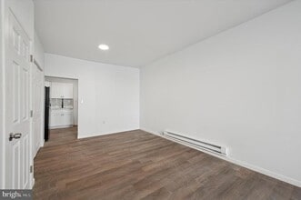 2412 S Franklin St in Philadelphia, PA - Building Photo - Building Photo