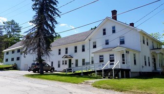 22 Central St in Lisbon, NH - Building Photo