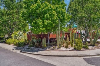 701 Duke Cir in Pleasant Hill, CA - Building Photo - Building Photo
