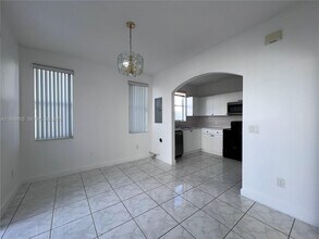 15549 SW 40th St in Miramar, FL - Building Photo - Building Photo