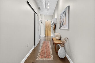 66 Bay St S in Hamilton, ON - Building Photo - Building Photo