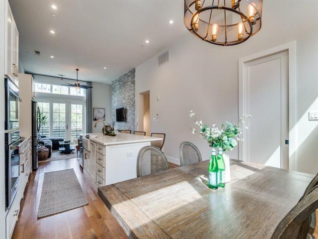 property at 3200 Ross Ave