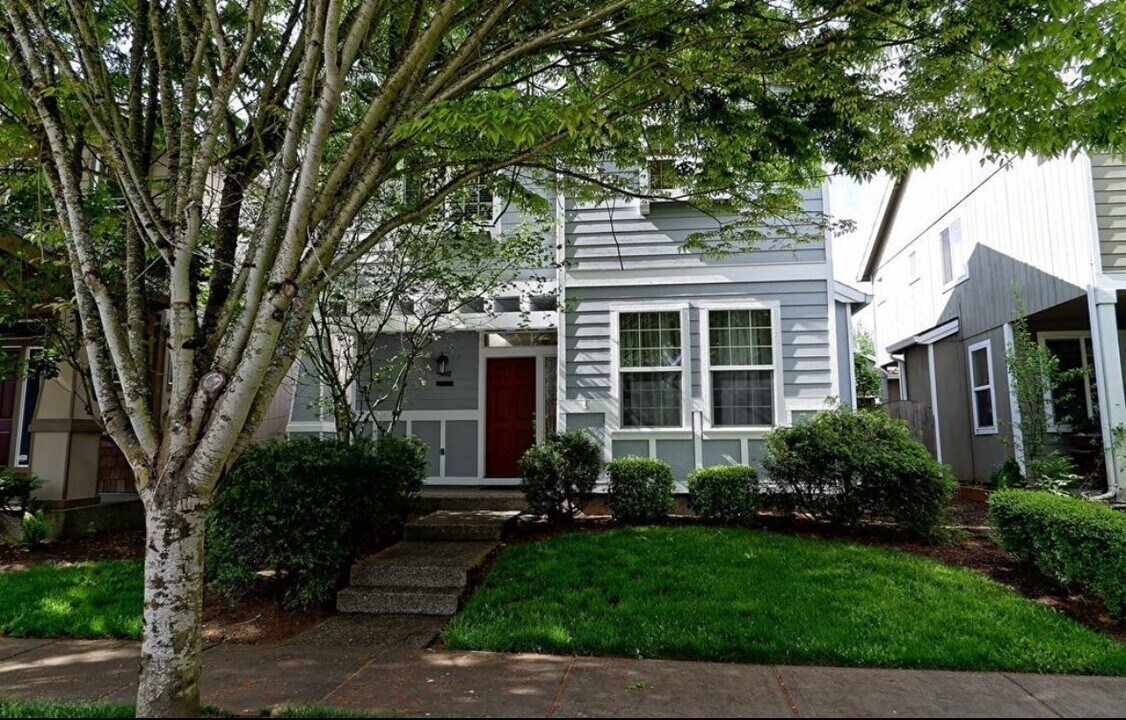 1480 SE Blanchard St in Hillsboro, OR - Building Photo