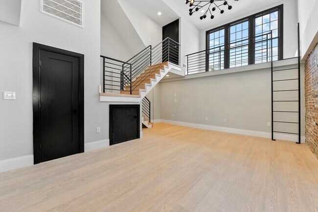 property at 6 Brooks St