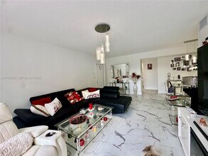 1200 SW 113th Terrace in Pembroke Pines, FL - Building Photo - Building Photo