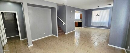 587 S Buena Vista Ct in Gilbert, AZ - Building Photo - Building Photo