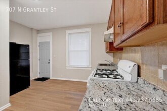 707 N Grantley St in Baltimore, MD - Building Photo - Building Photo