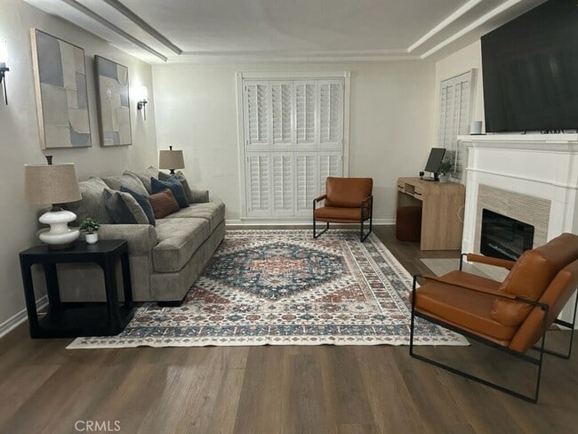 8202 S 3rd Ave in Inglewood, CA - Foto de edificio - Building Photo