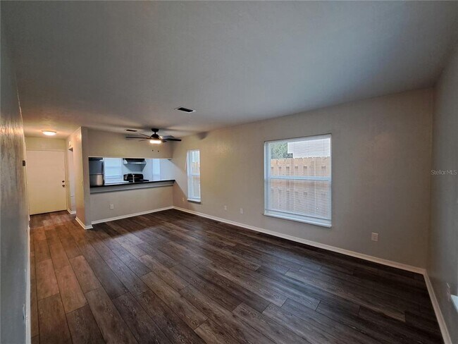 3209 SW 25th Dr, Unit C in Gainesville, FL - Building Photo - Building Photo