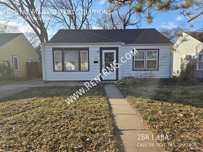 property at 605 SW Medford Ave