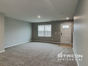 523 Heavenly Days St in Inman, SC - Building Photo - Building Photo