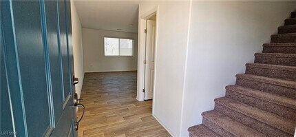 6071 Swift Lariat St in Las Vegas, NV - Building Photo - Building Photo