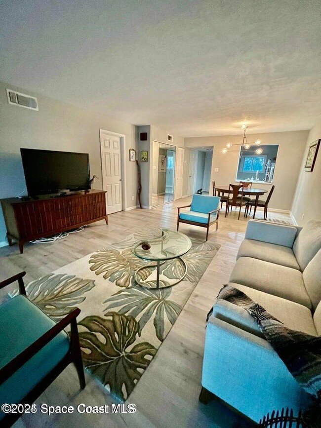 1605 Minutemen Causeway in Cocoa Beach, FL - Building Photo - Building Photo