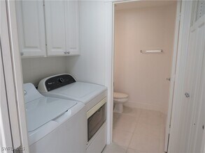 6198 Towncenter Cir in Naples, FL - Building Photo - Building Photo