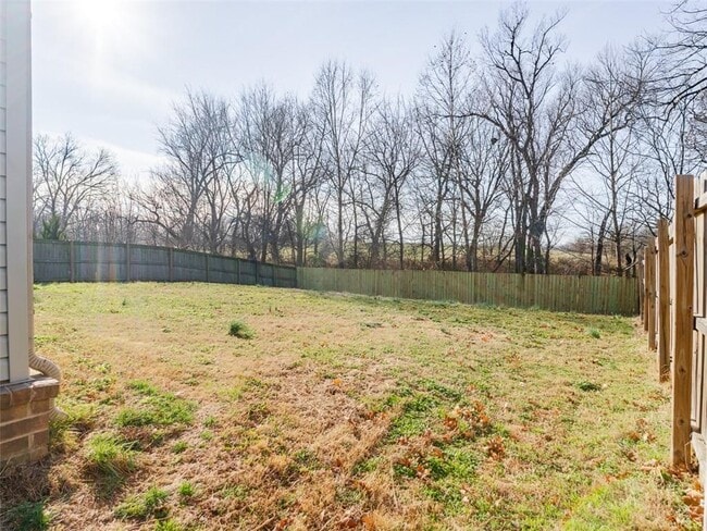 904 SW Green World St in Bentonville, AR - Building Photo - Building Photo