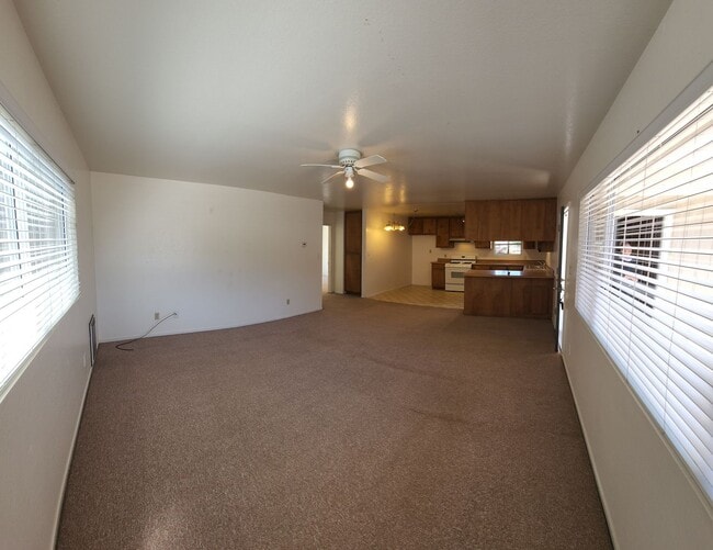 686 Air Park Dr in Oceano, CA - Building Photo - Building Photo