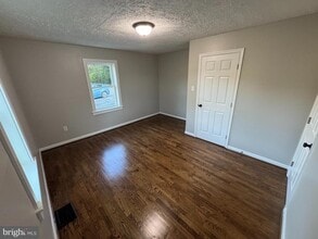 124 Chandler Ct in Winchester, VA - Building Photo - Building Photo