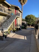 3210 Ellsworth St . Your 2 bedrooms Awaits! in Los Angeles, CA - Foto de edificio - Building Photo