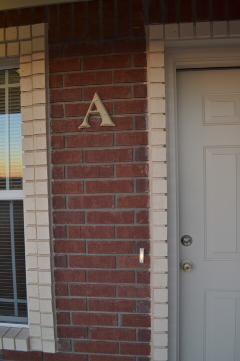 220 Ryan Cir, Unit Apt A in Nolanville, TX - Foto de edificio