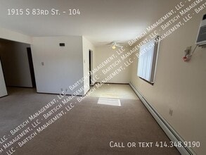 1915 S 83rd St in West Allis, WI - Building Photo - Building Photo