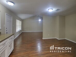 5722 Yorkgate Dr in Spring, TX - Building Photo - Building Photo