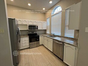 922 Gaynor Ave in Duncanville, TX - Foto de edificio - Building Photo