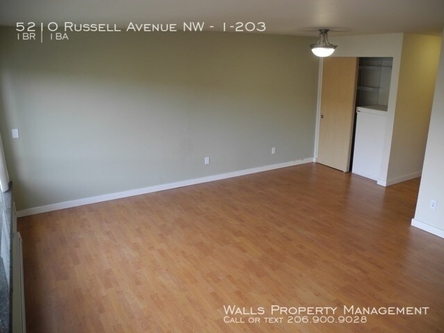 5210 Russell Ave NW-Unit -1-203 in Seattle, WA - Building Photo - Building Photo