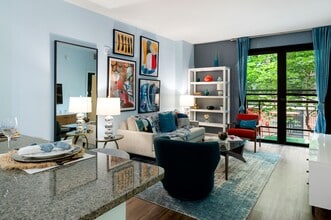 Cortland Mount Vernon in Washington, DC - Foto de edificio - Building Photo