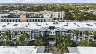 250 NE 3rd Ave in Delray Beach, FL - Building Photo - Building Photo