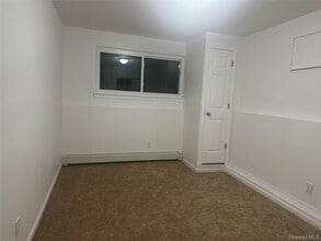 134-15 160th St in Queens, NY - Building Photo - Building Photo