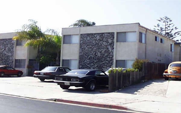 4449-4453 Montalvo St in San Diego, CA - Building Photo - Building Photo