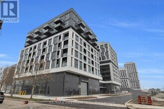 1037 The Queensway in Toronto, ON - Building Photo - Building Photo